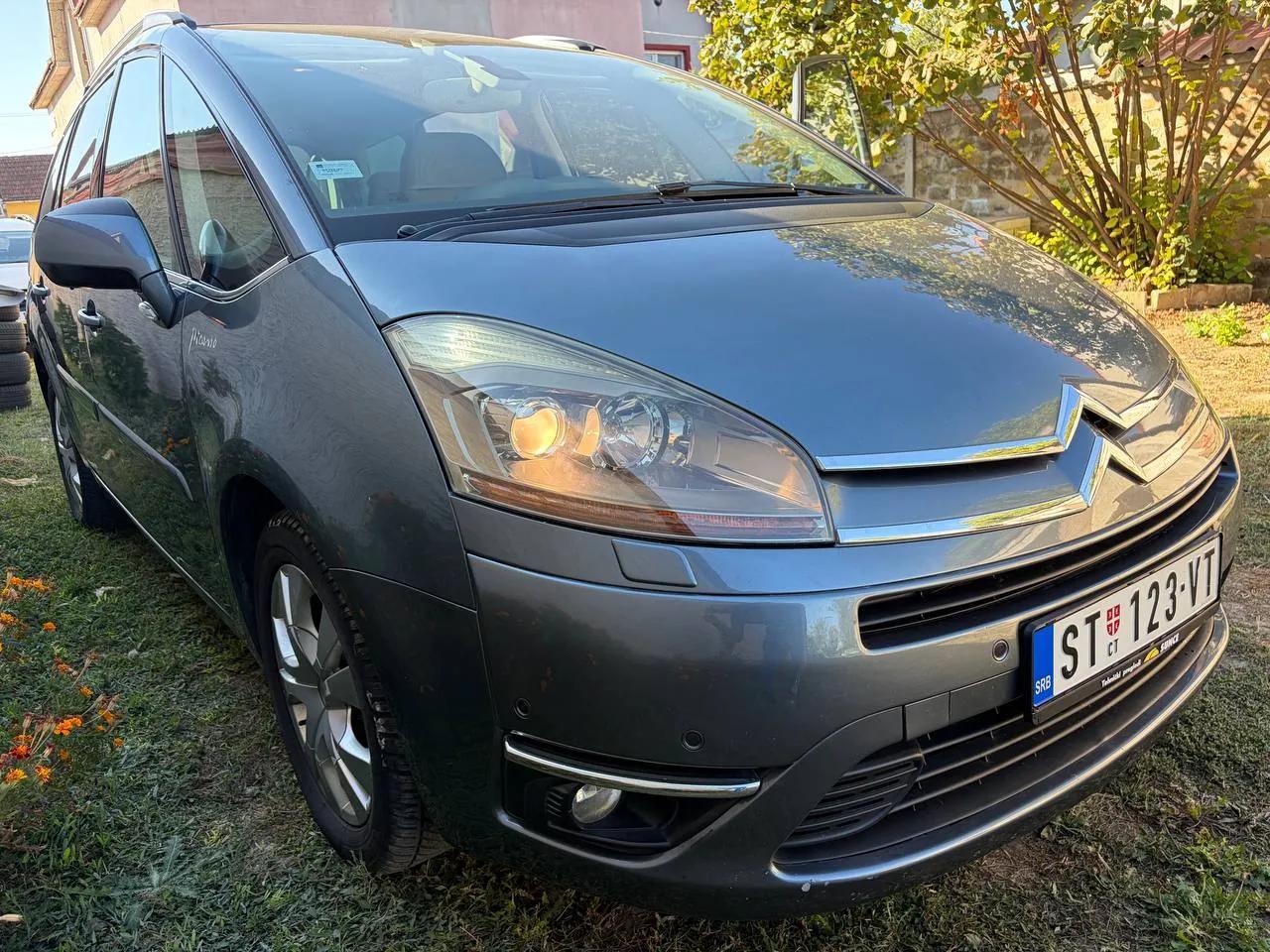 Citroën C4 Grand Picasso 1.6 HDi робот Белград