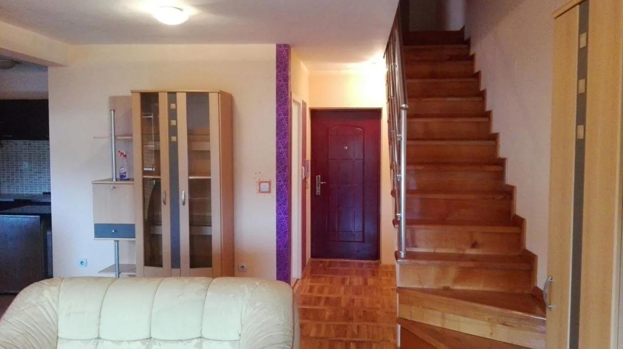 Дуплекс 120 м² с тремя террасами в Раковице
