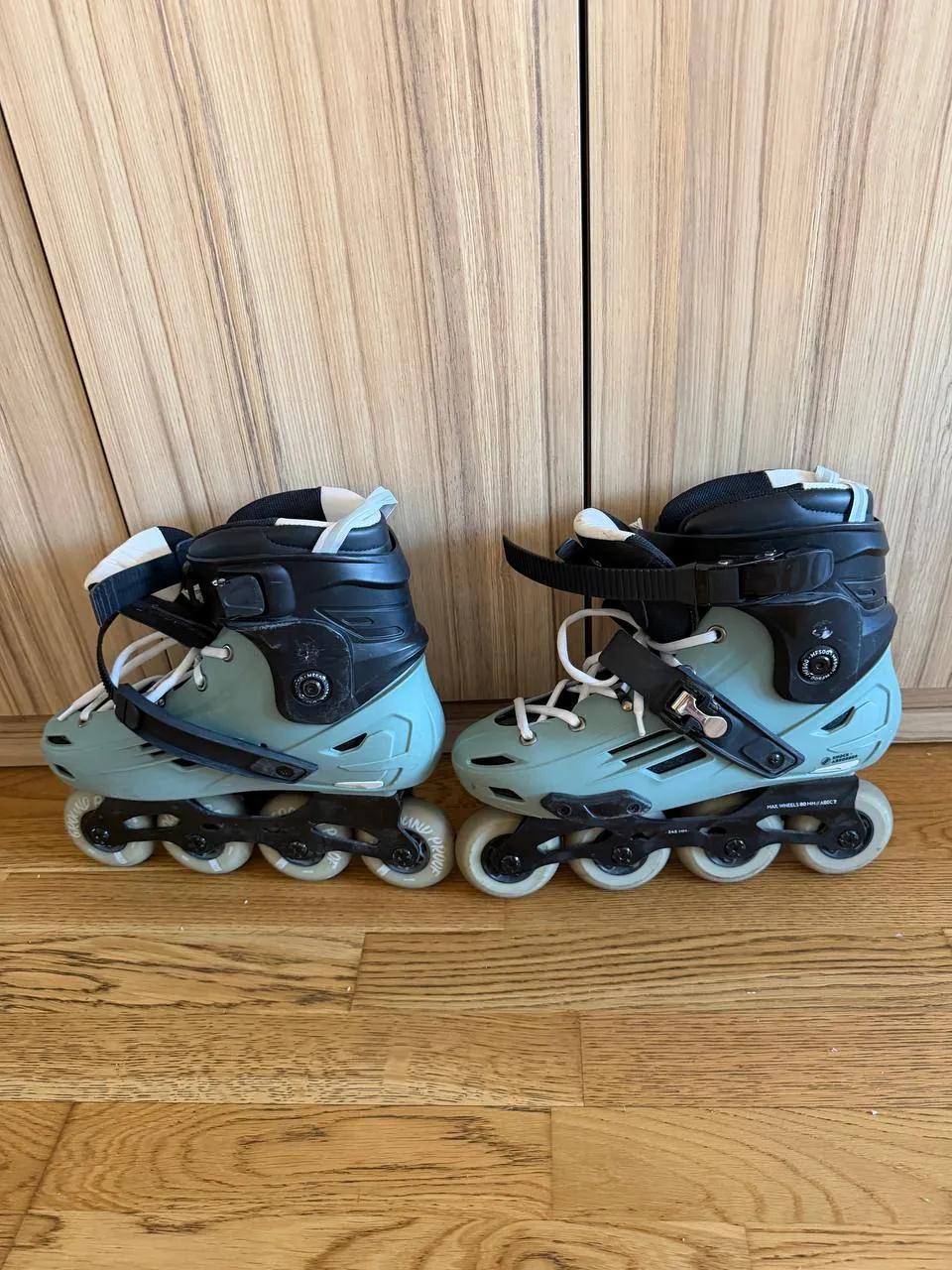 Роликовые коньки Freeskate Hardboot MF S500
