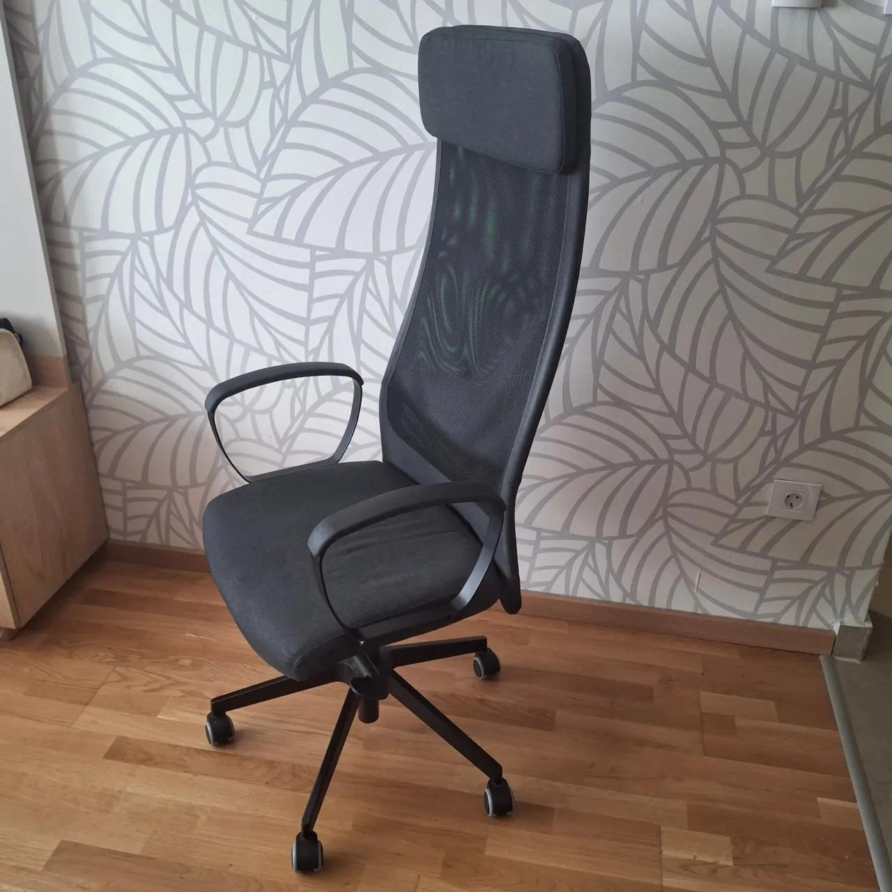 Офисное кресло IKEA MARKUS