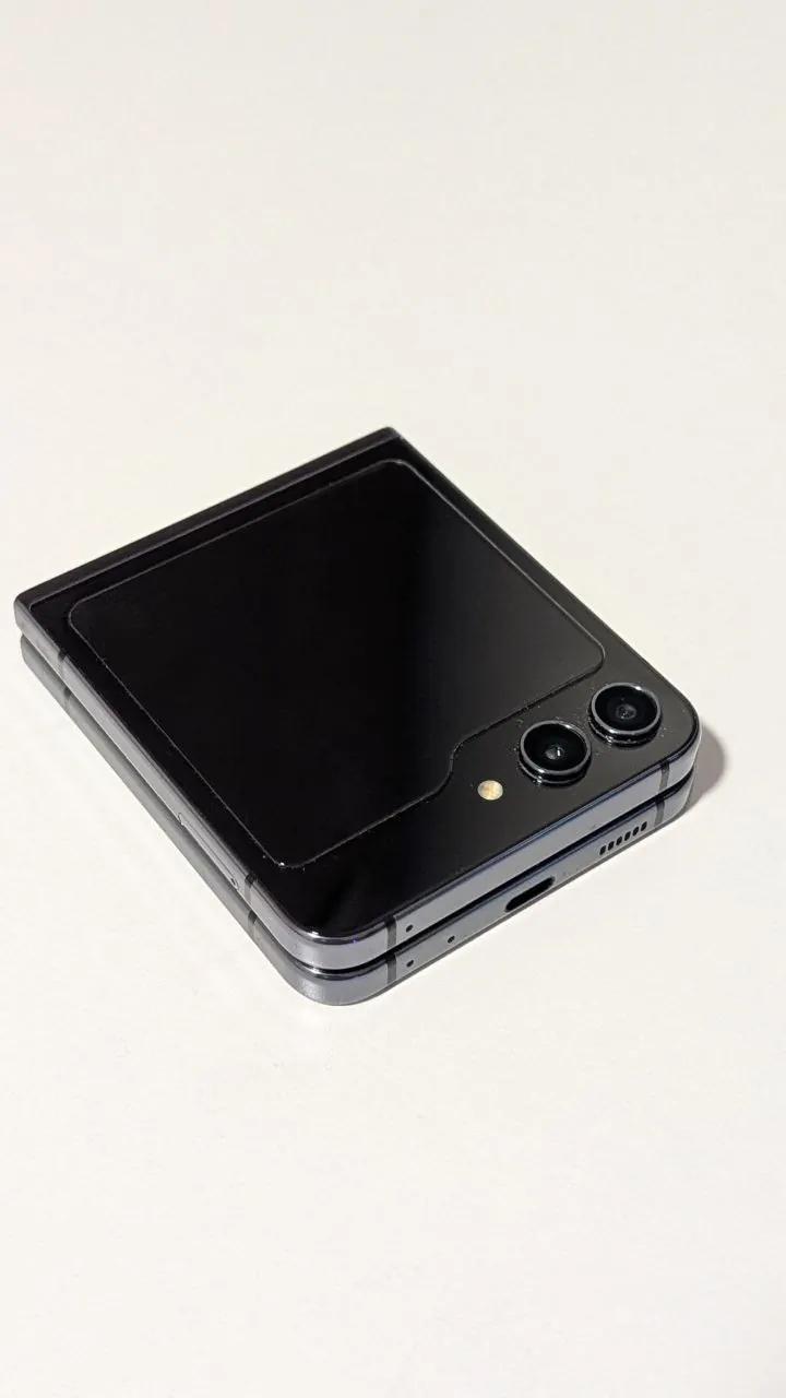 Samsung Galaxy Z Flip 5 512 ГБ Белград