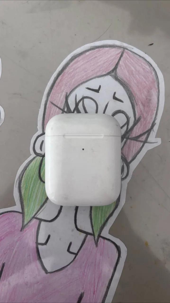 AirPods 2 и аксессуары MacBook