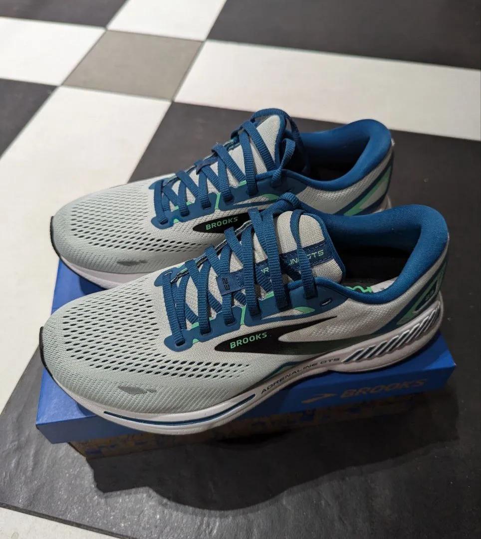 Кроссовки Brooks Adrenaline GTS 23 размер 42