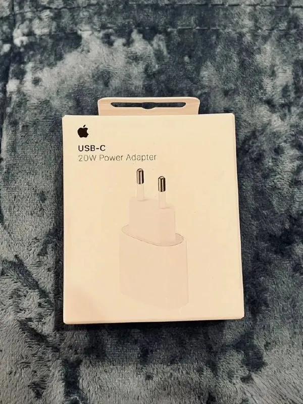 Зарядное устройство Apple USB-C 20 Вт