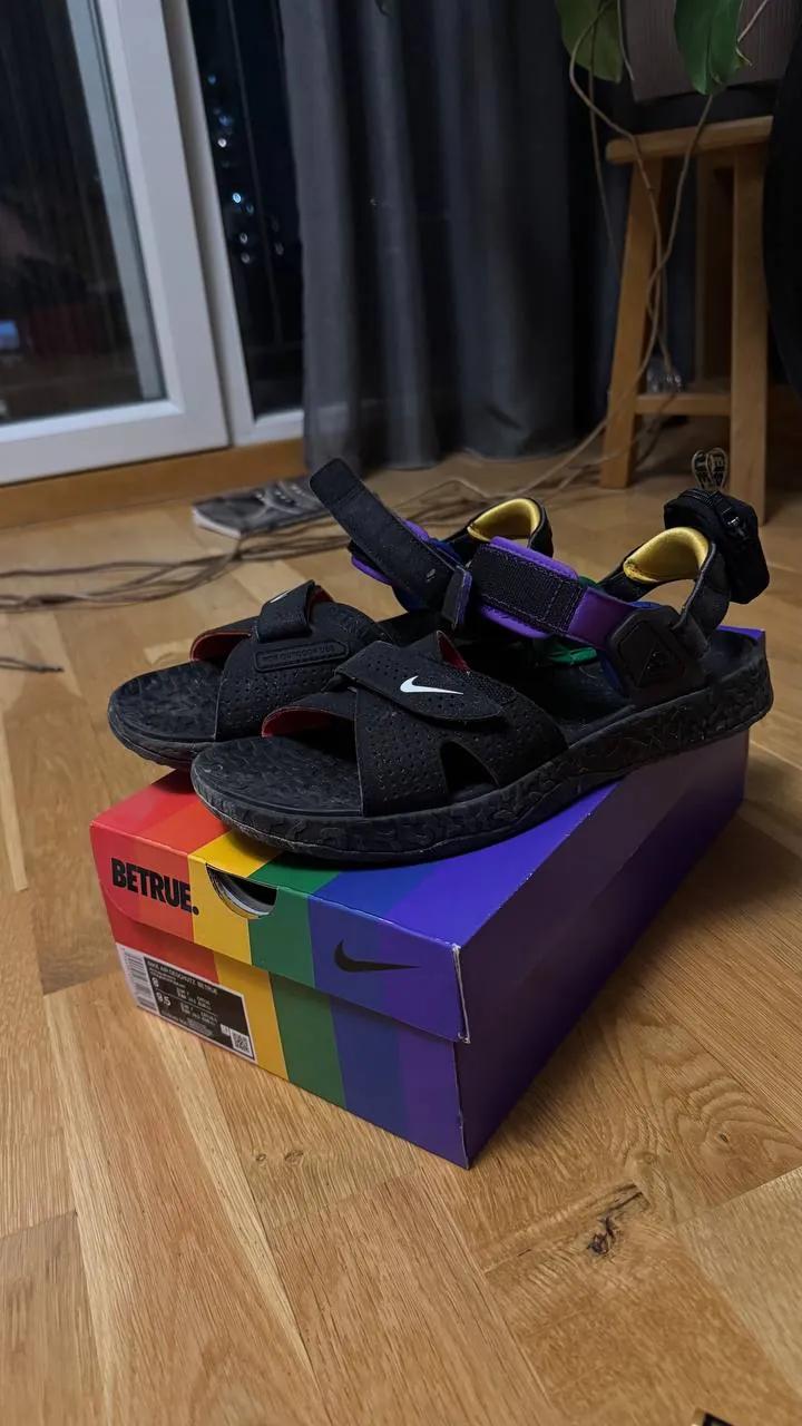Сандалии Nike Air Deschutz Be True размер 41