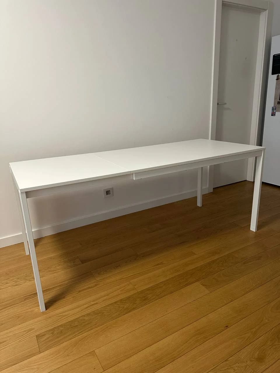 Стол IKEA VANGSTA и основание кровати