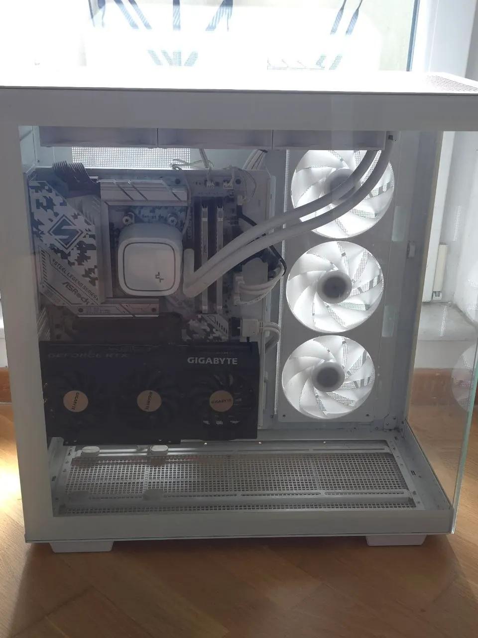 Игровой ПК Ryzen 9 7900 RTX 4070 с периферией Нови-Сад