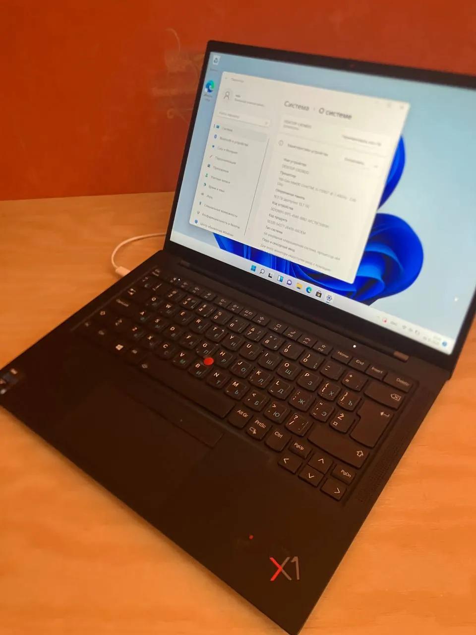 Ноутбук ThinkPad X1 Carbon Gen 9 Белград
