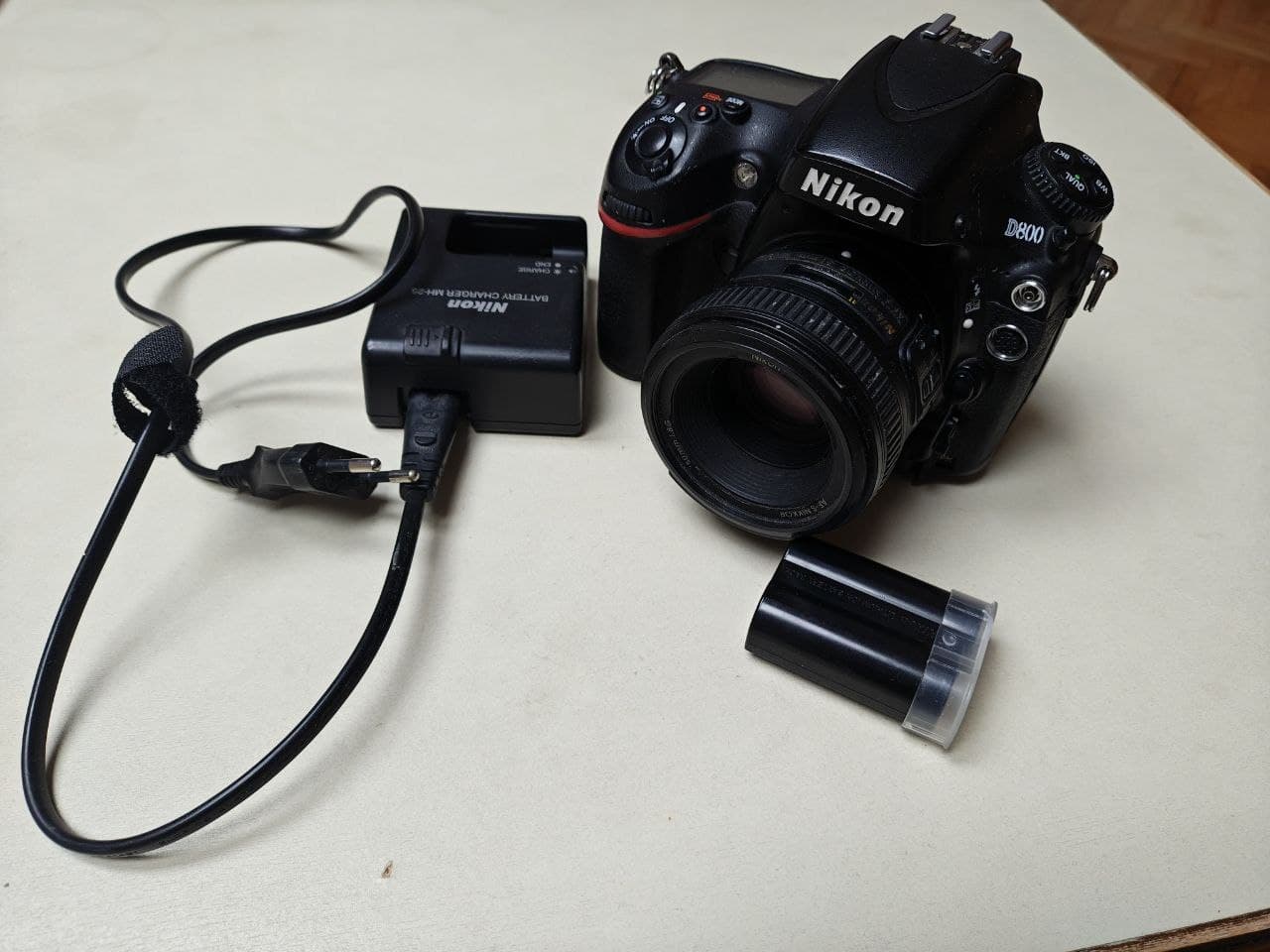 Фотоаппарат Nikon D800 и объектив 50mm