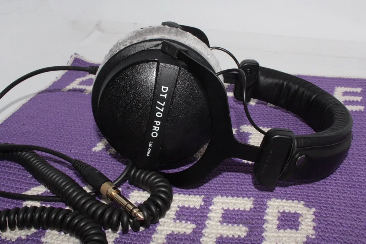 Наушники Beyerdynamic DT770 Pro 250 Ohm