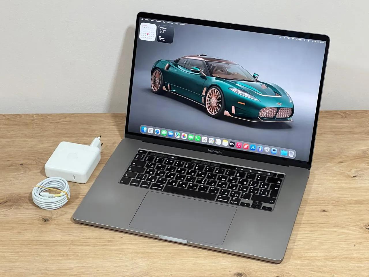 Два MacBook Pro 2019 и 2020 в Белграде