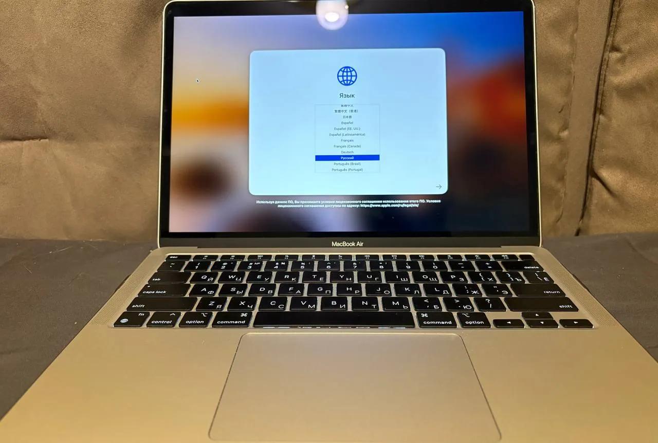 MacBook Air M1 2020, 8/256 ГБ, Space Gray