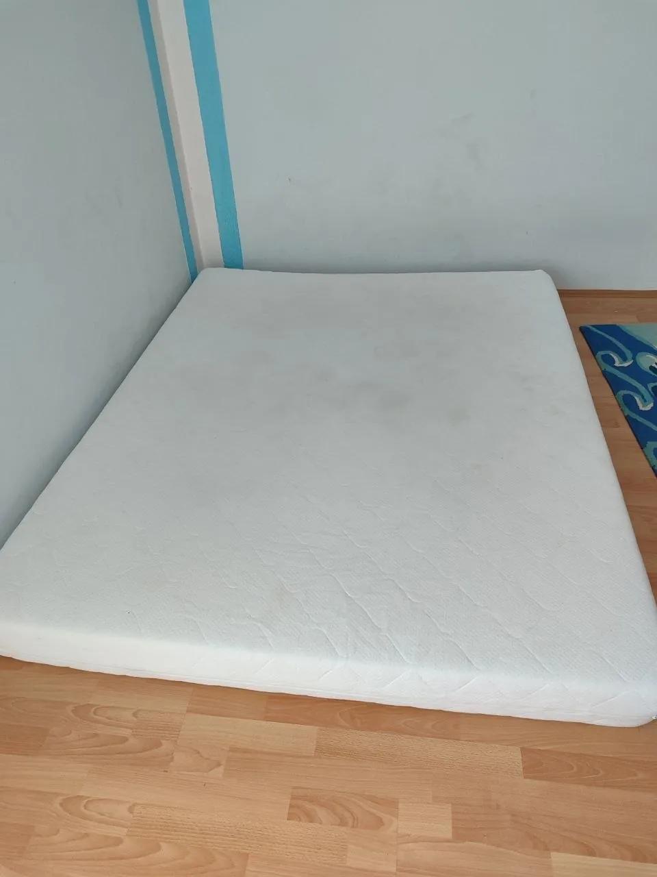 Матрас двуспальный 160×200 мягкий б/у, Суботица