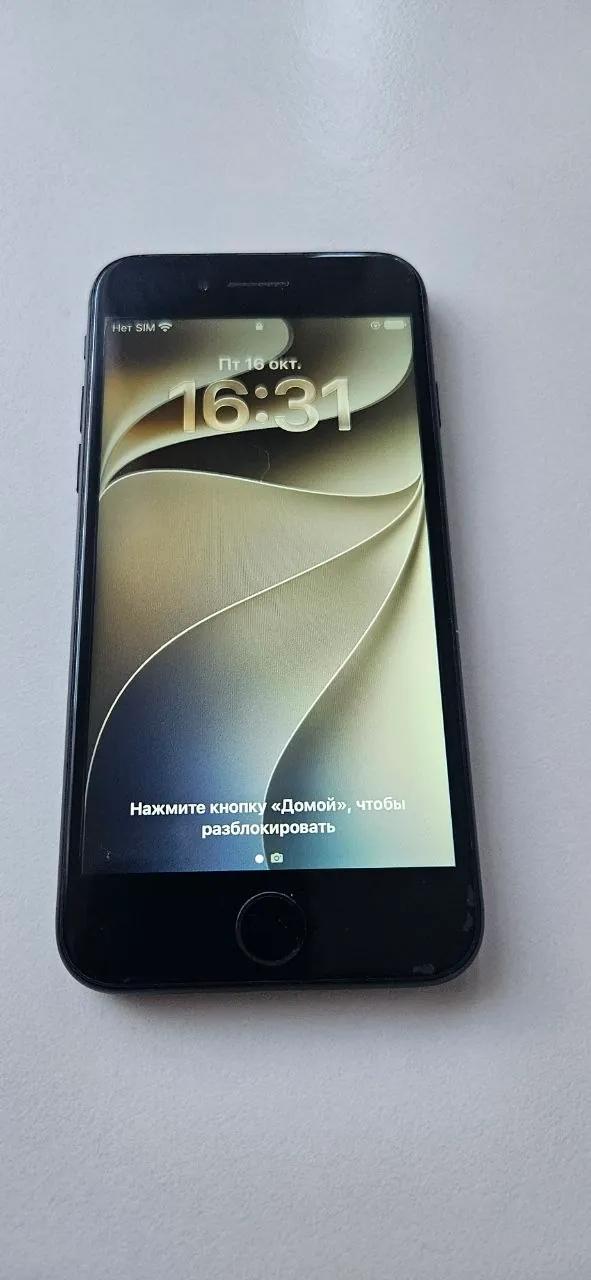 IPhone SE 2 с заменённым аккумулятором Телеп