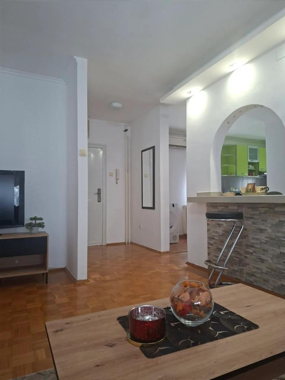 Трёхкомнатная квартира 75 м² на Бежанийской косе