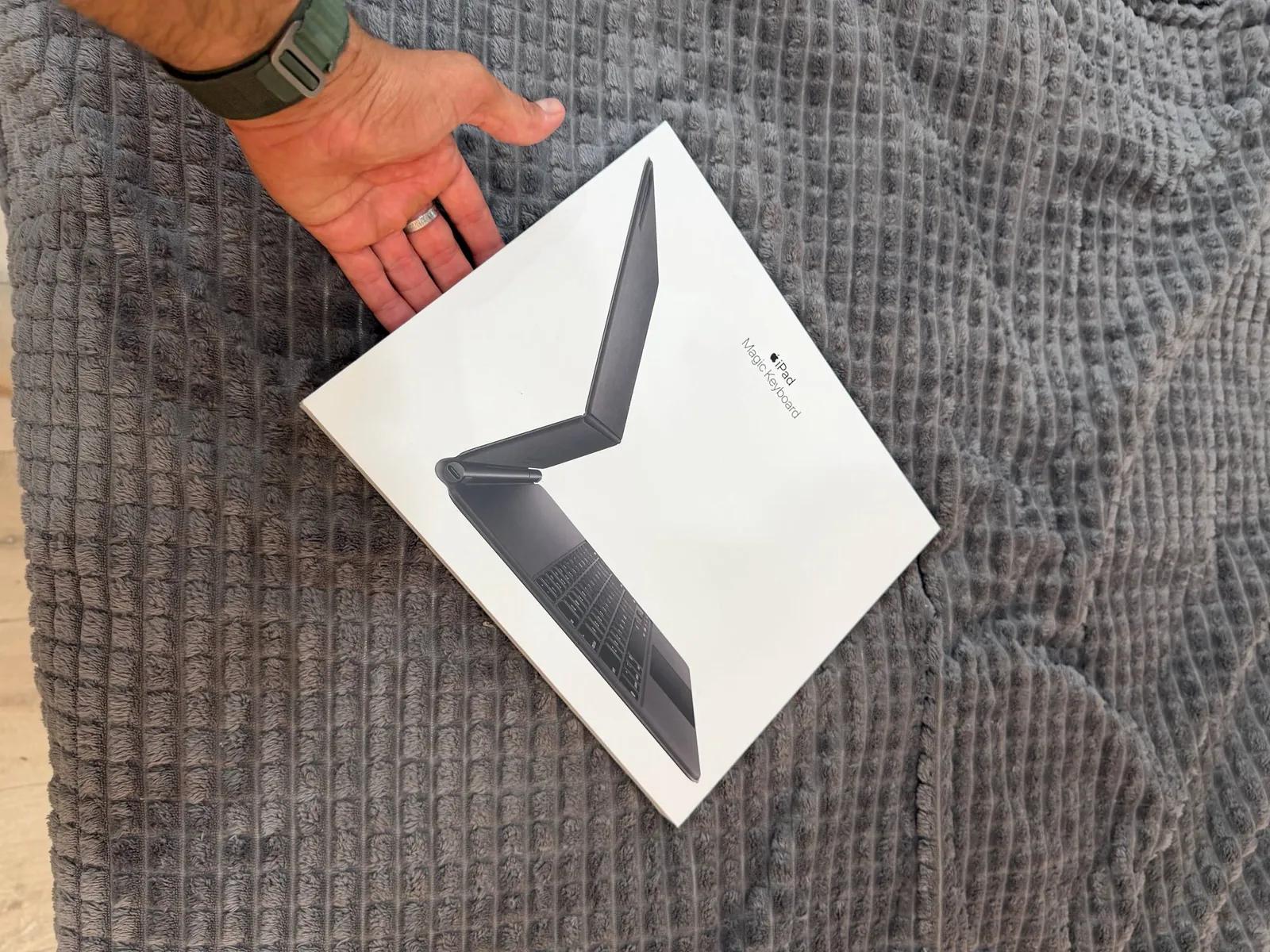 Apple Magic Keyboard для iPad Pro 12.9 дюйма, чёрная