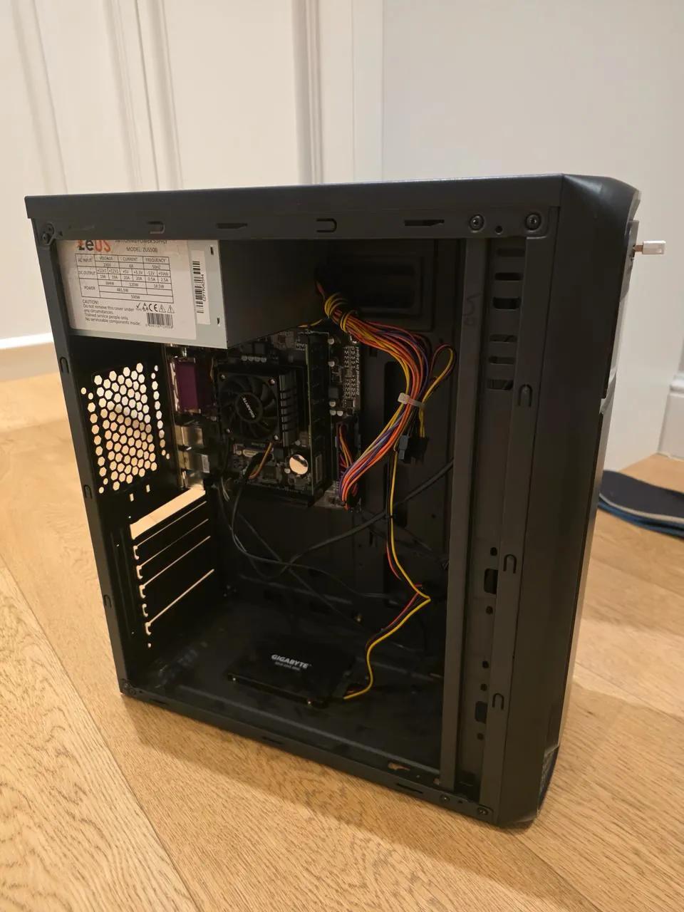 Настольный компьютер AMD E1-2500 8 ГБ SSD Врачар