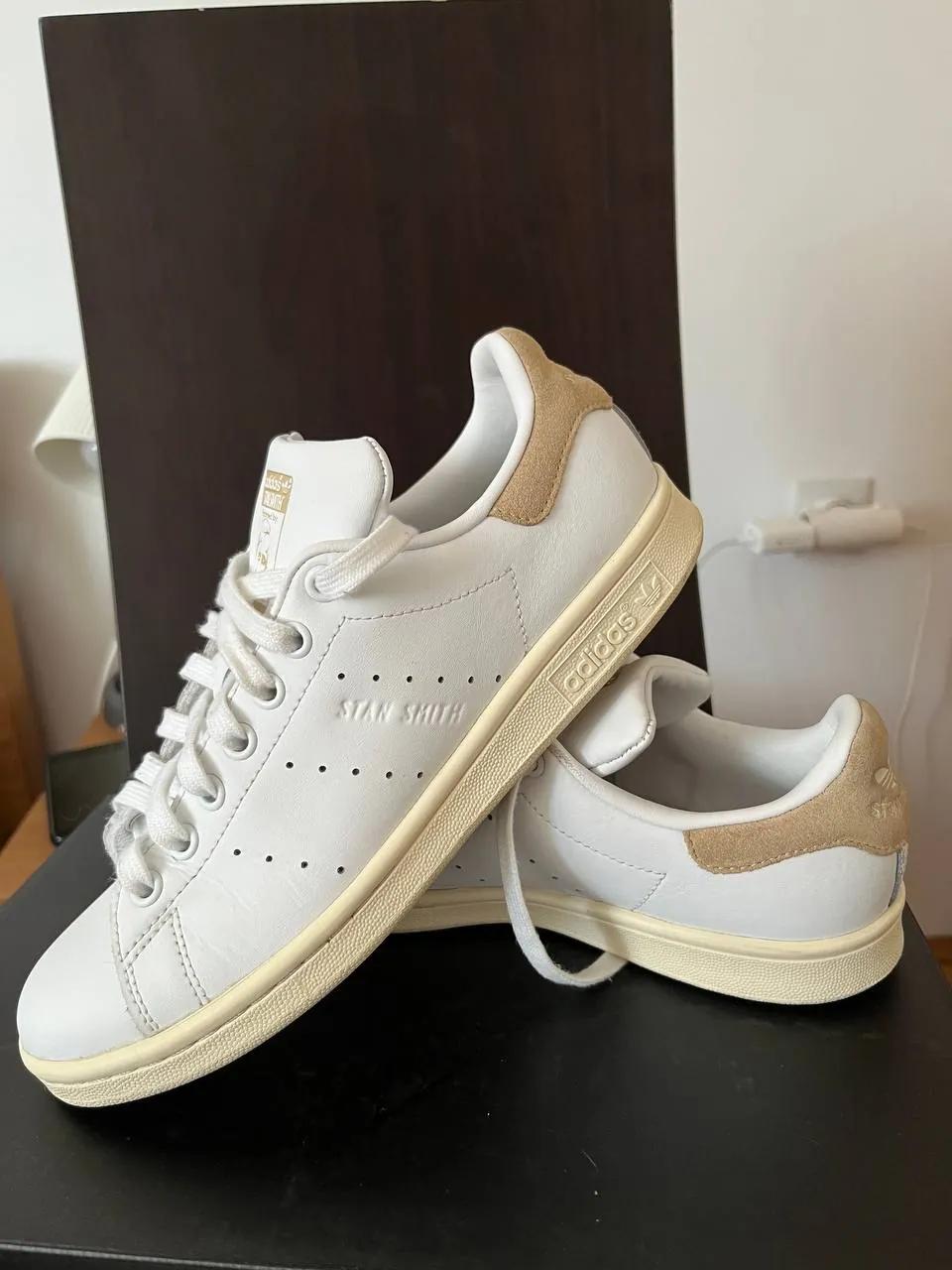 Кеды Adidas размер 40 Грбавица