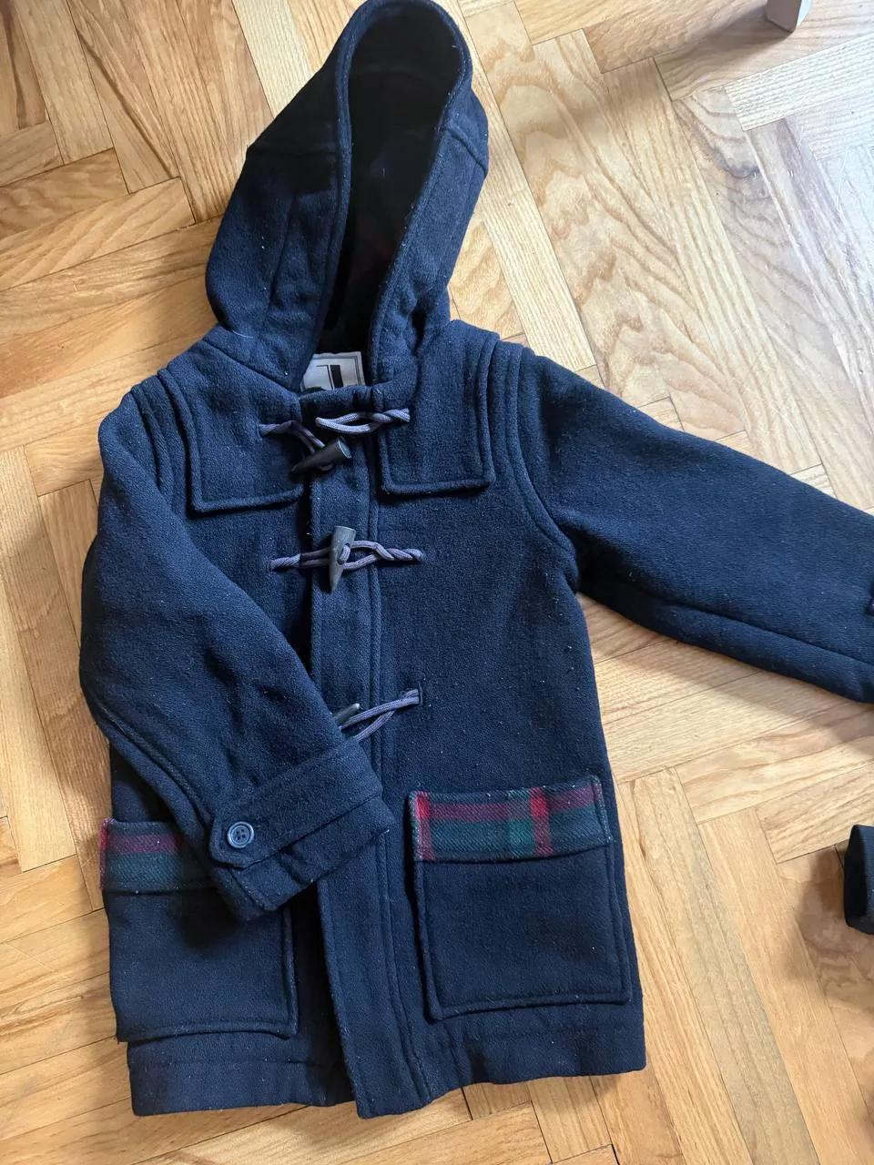 Детская одежда Jacadi Zara и теннисная ракетка