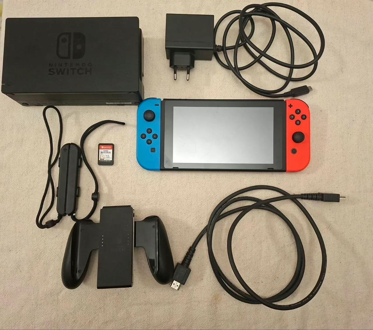Nintendo Switch V2 2019 с игрой Super Smash Bros