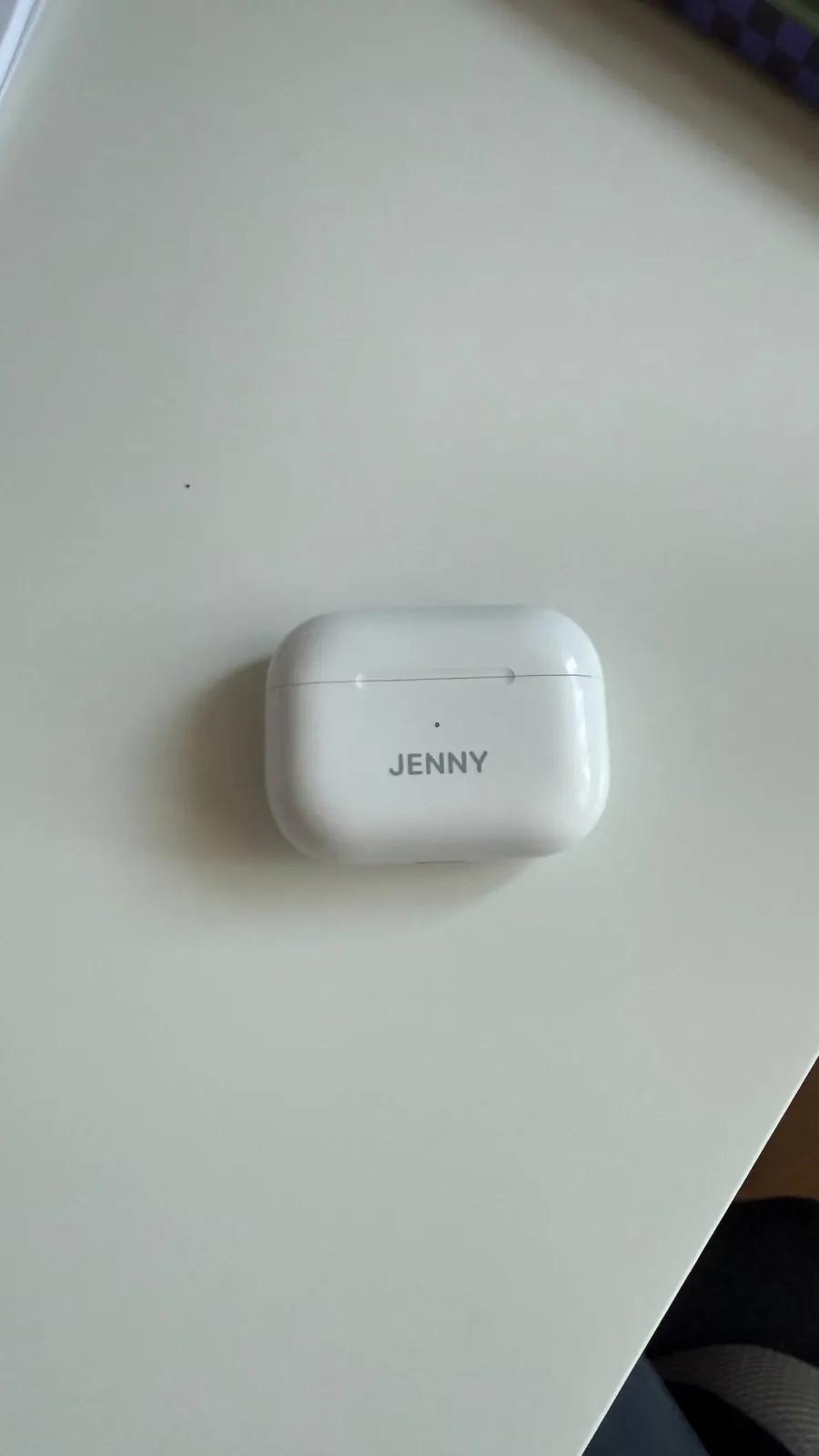Наушники Apple AirPods Pro с помехами