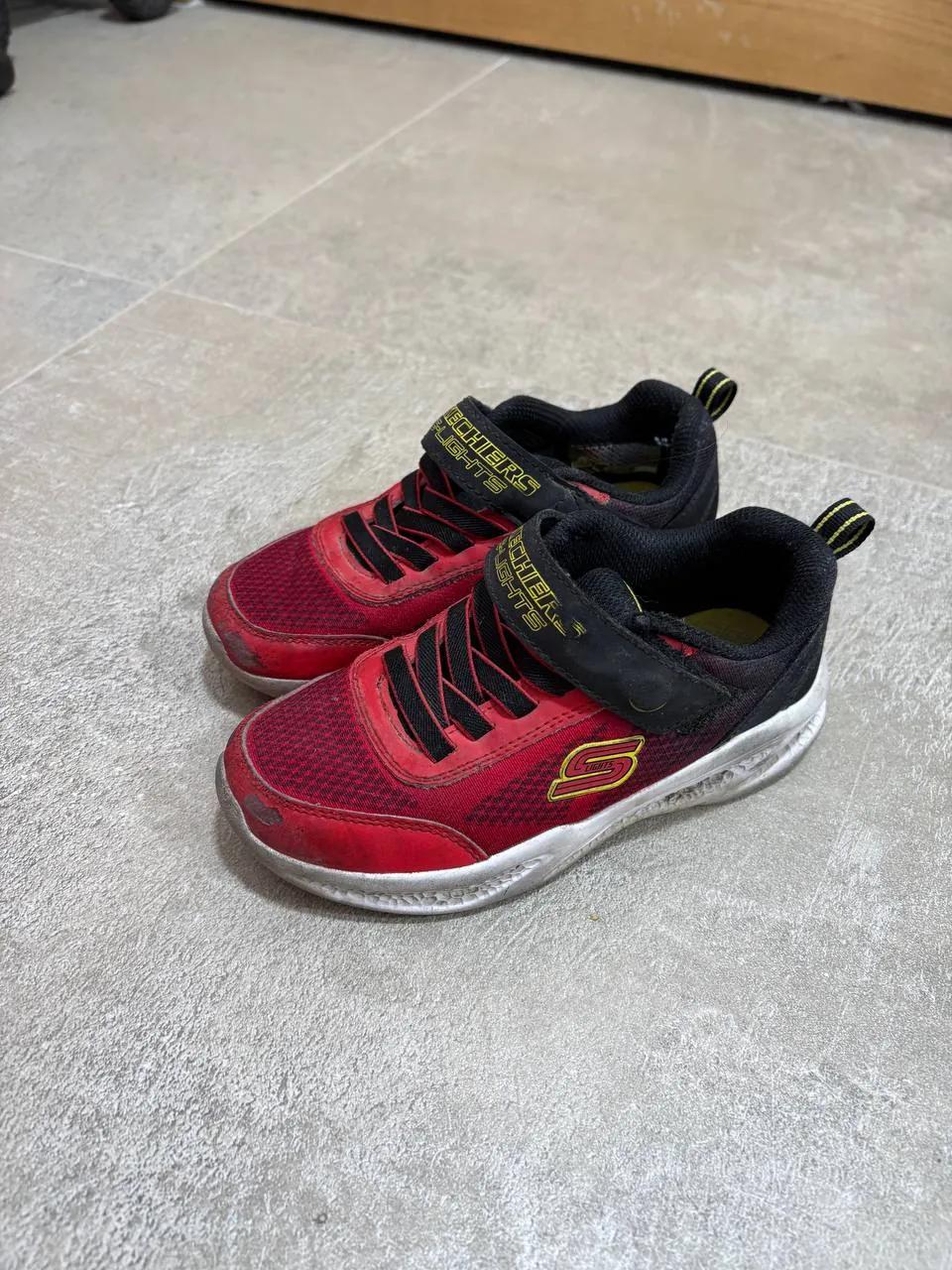 Детская обувь Skechers Puma Decathlon размеры 23–31
