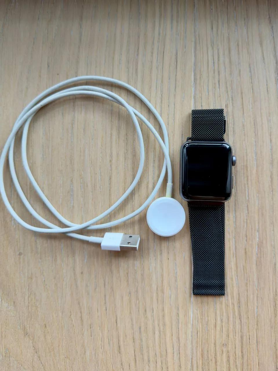 Apple Watch Series 3 42 мм