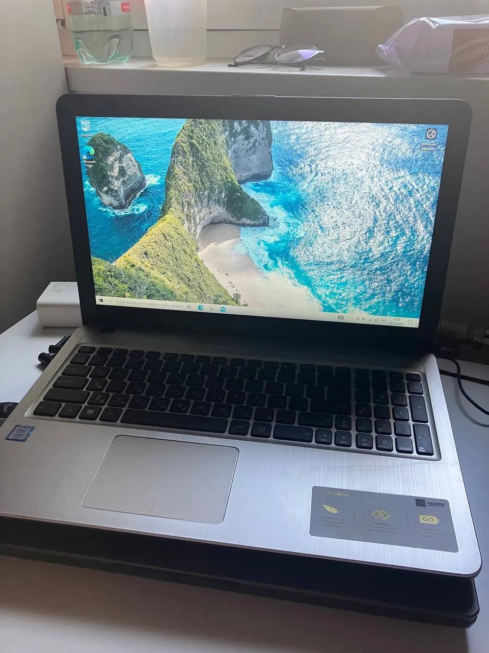 Ноутбук Asus Core i3 SSD 240 ГБ Нови-Сад