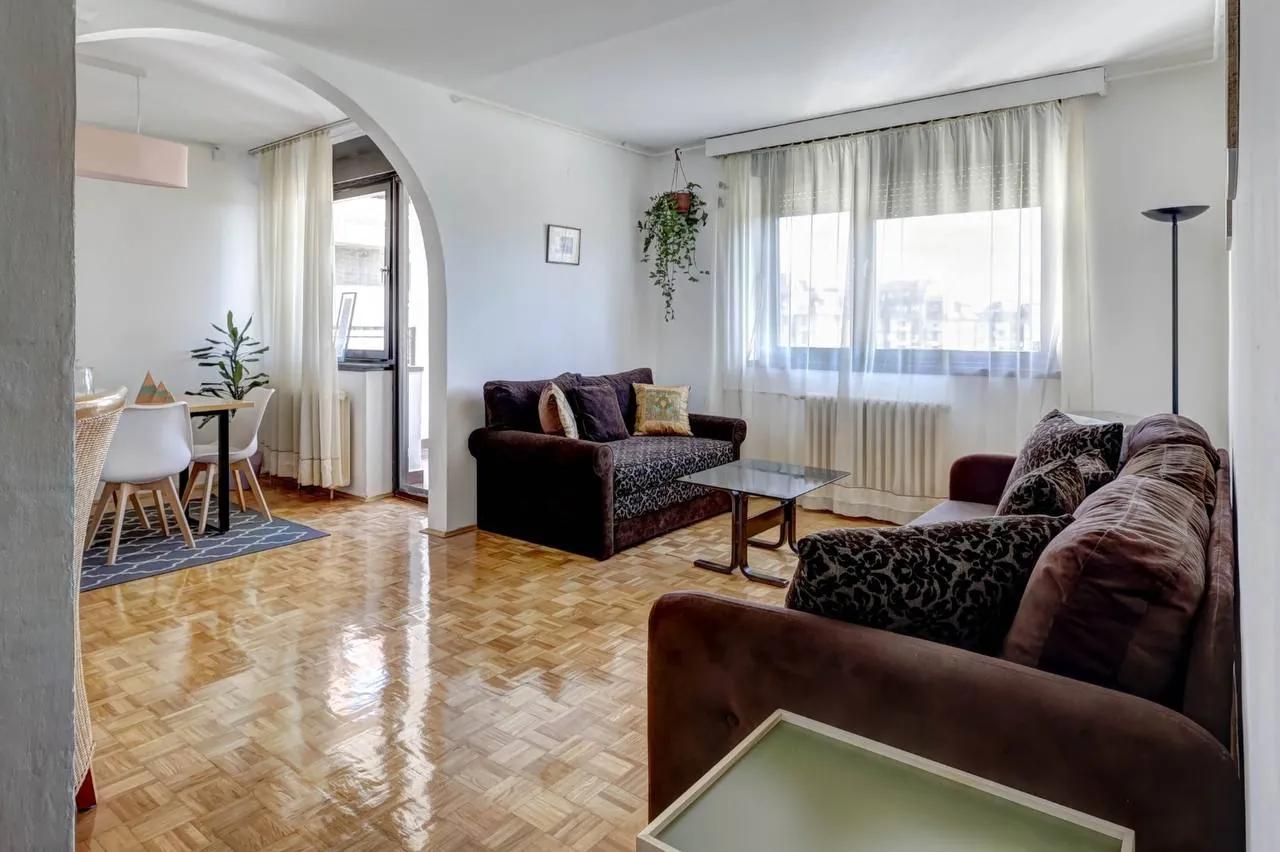 Трёхкомнатная квартира 80 м² на Дорчоле