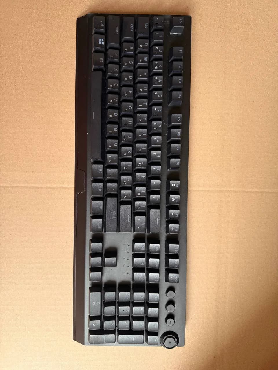 Клавиатура Razer Blackwidow V3 Pro и мышь