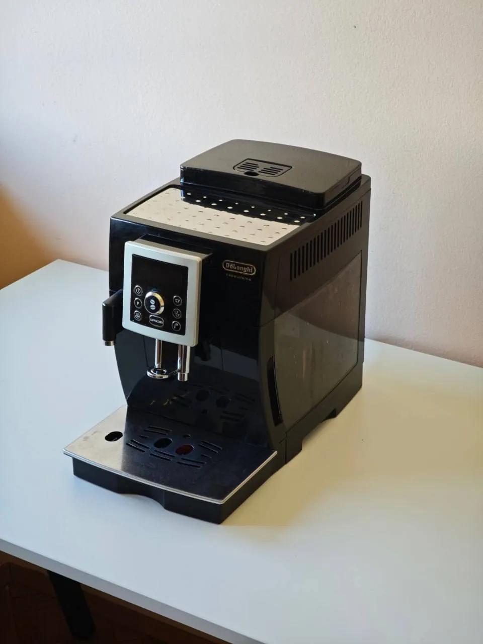 Автоматическая кофемашина De'Longhi Вождовац