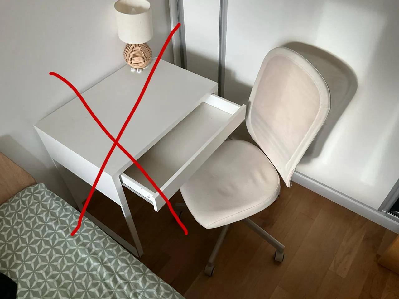 Офисный стул IKEA FLINTAN бежевый