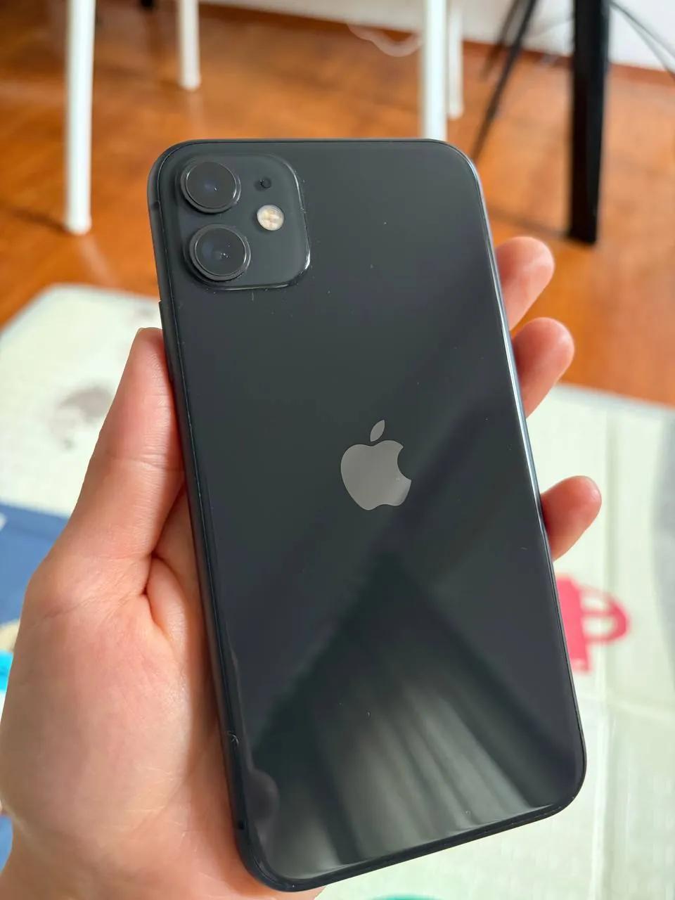 IPhone 11 64 ГБ в хорошем состоянии Нови-Сад