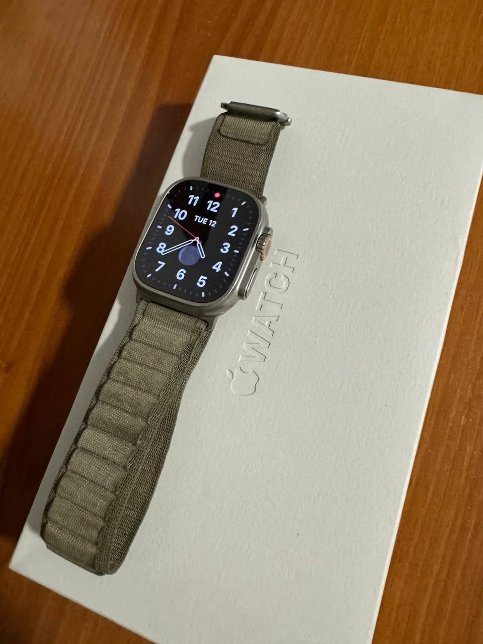 Apple Watch Ultra 2 49mm Titanium