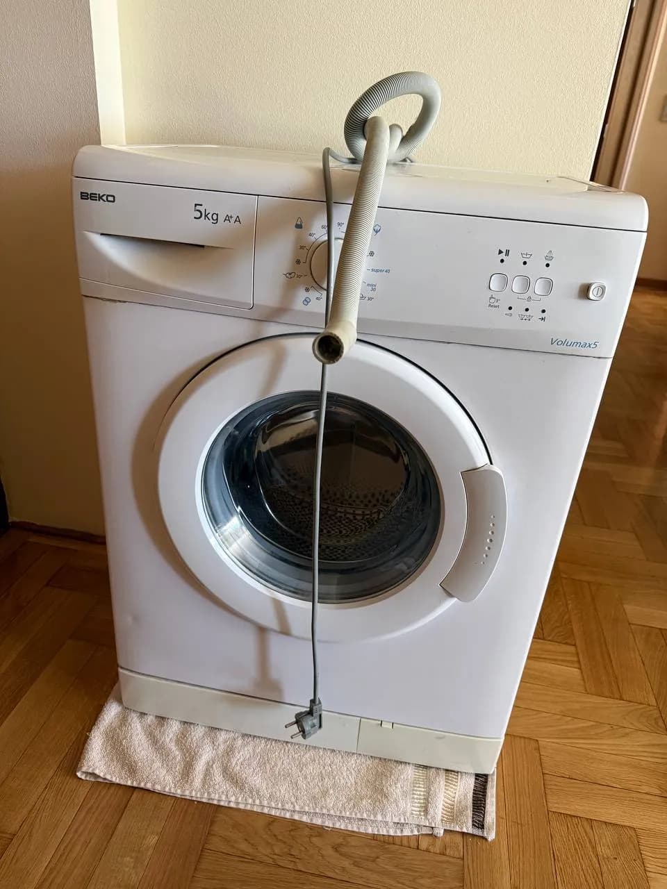 Стиральная машина Beko WKL15056K 5 кг