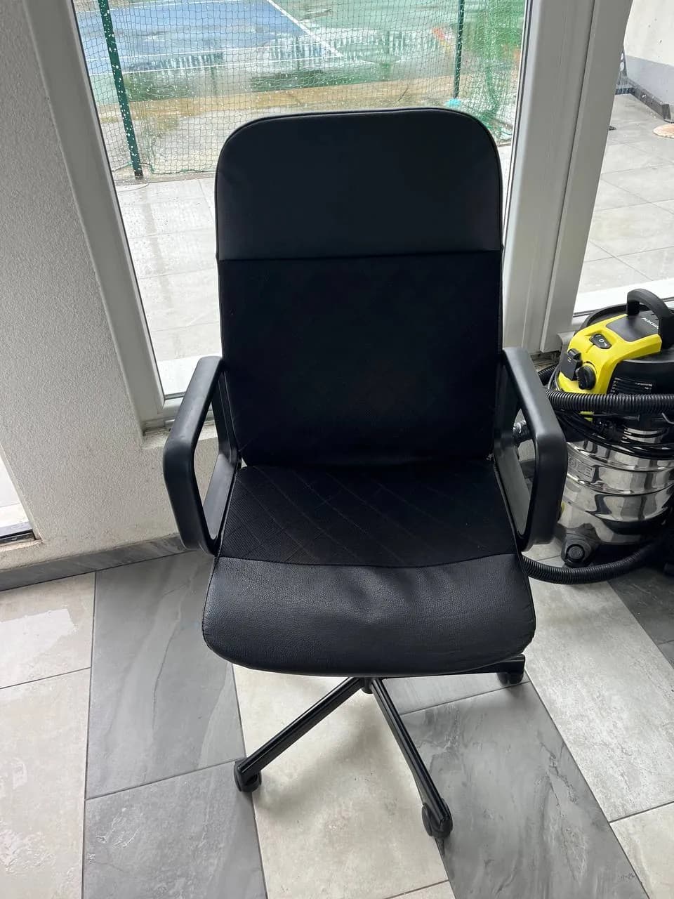 Стул IKEA 3700 дин Вождовац