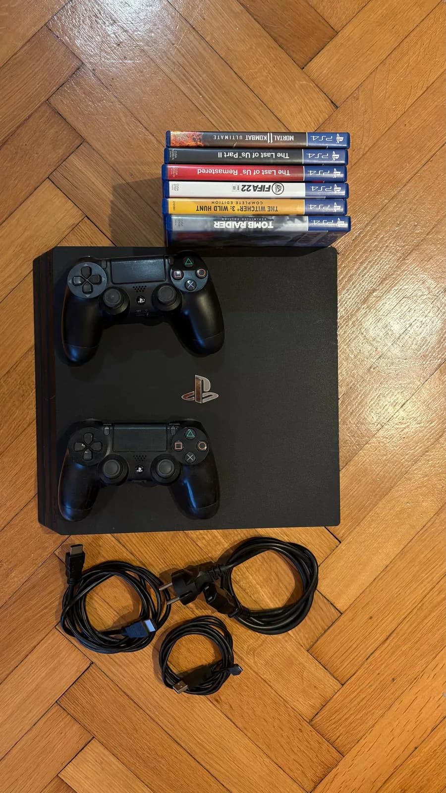 PlayStation 4 с играми и аксессуарами Дорчол