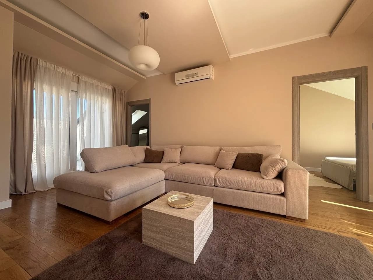 Трёхкомнатная квартира 120м² Банов Брд