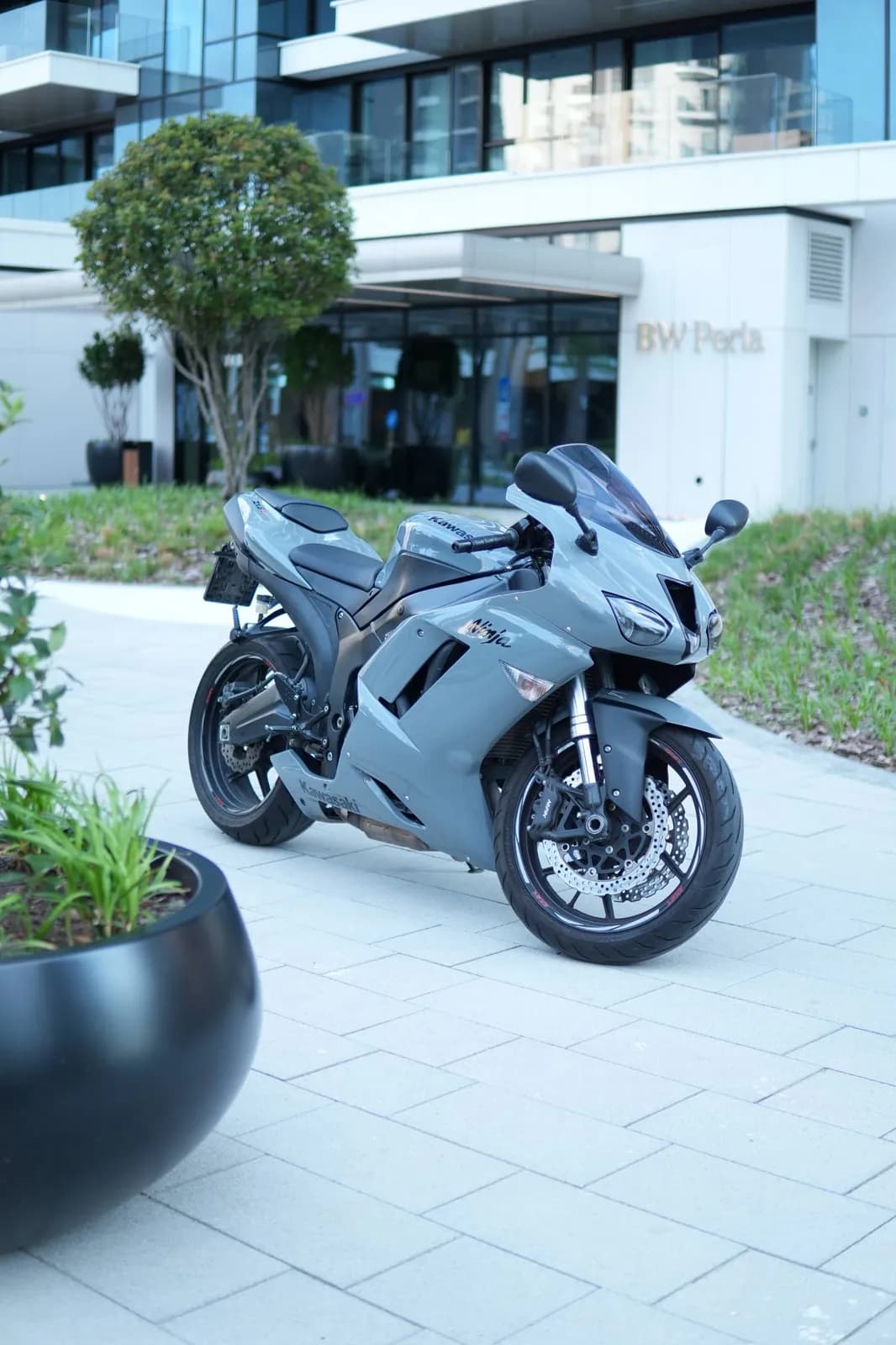 Kawasaki Ninja ZX6R 2008 Nardo Grey