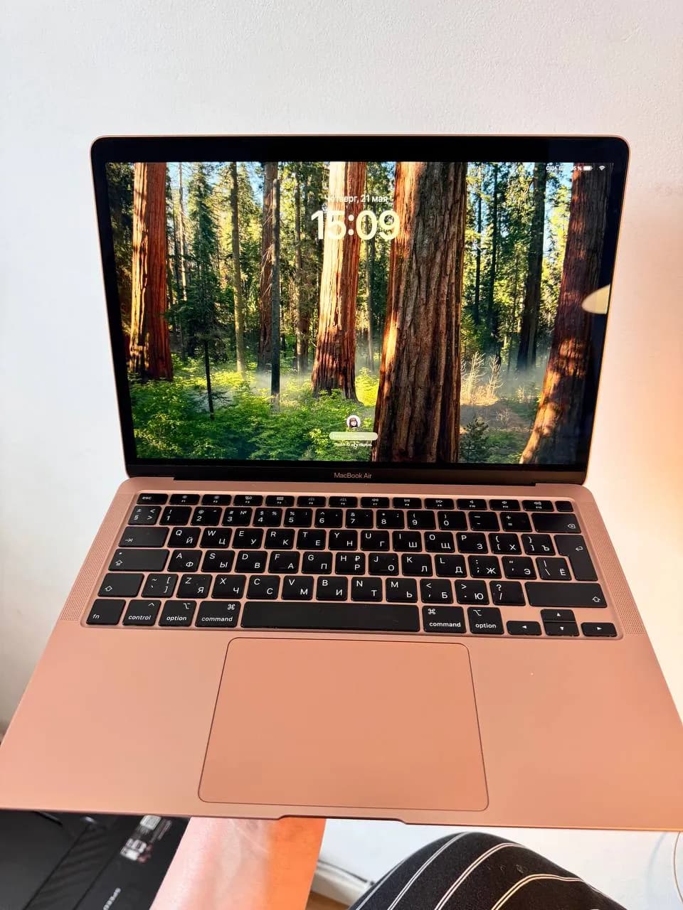 MacBook Air 13 2020 Retina i3 8GB розовое золото