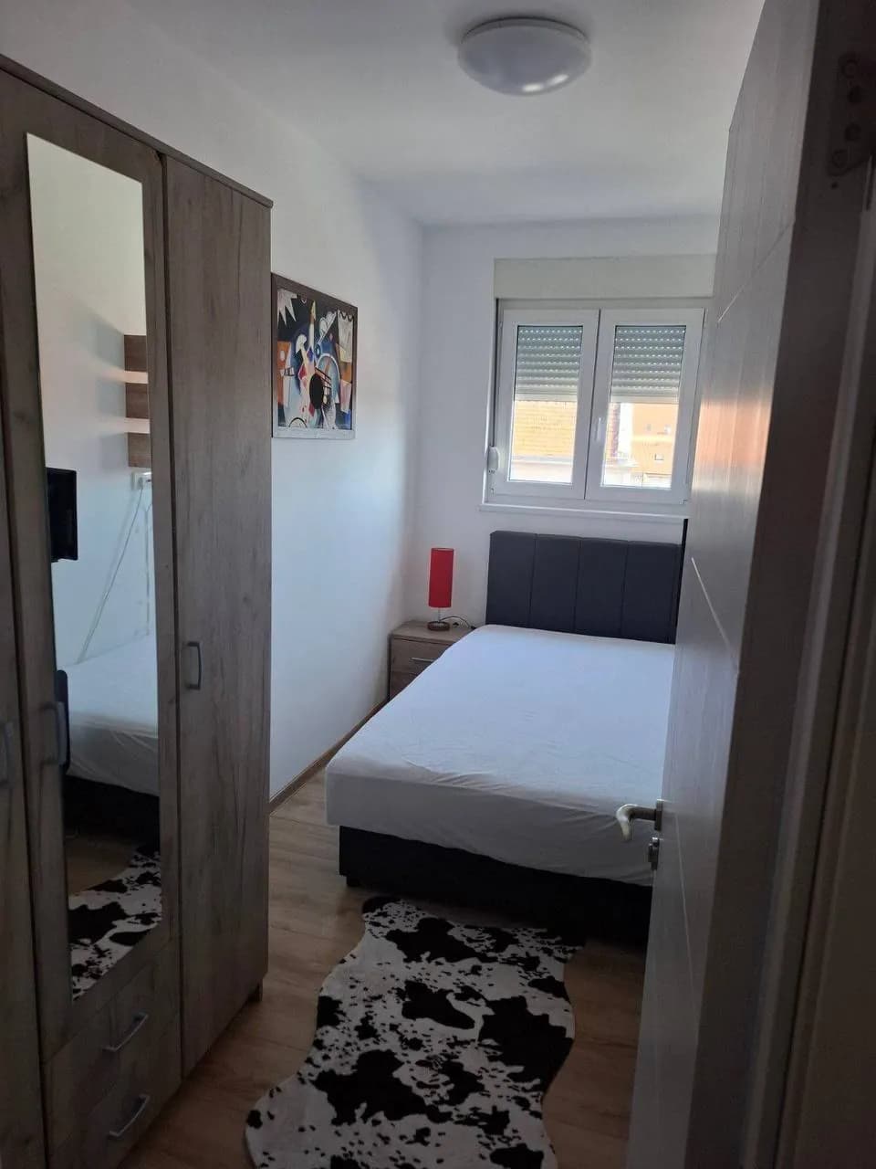 Аренда 2к 35м² Земун Magistarski trg 700€