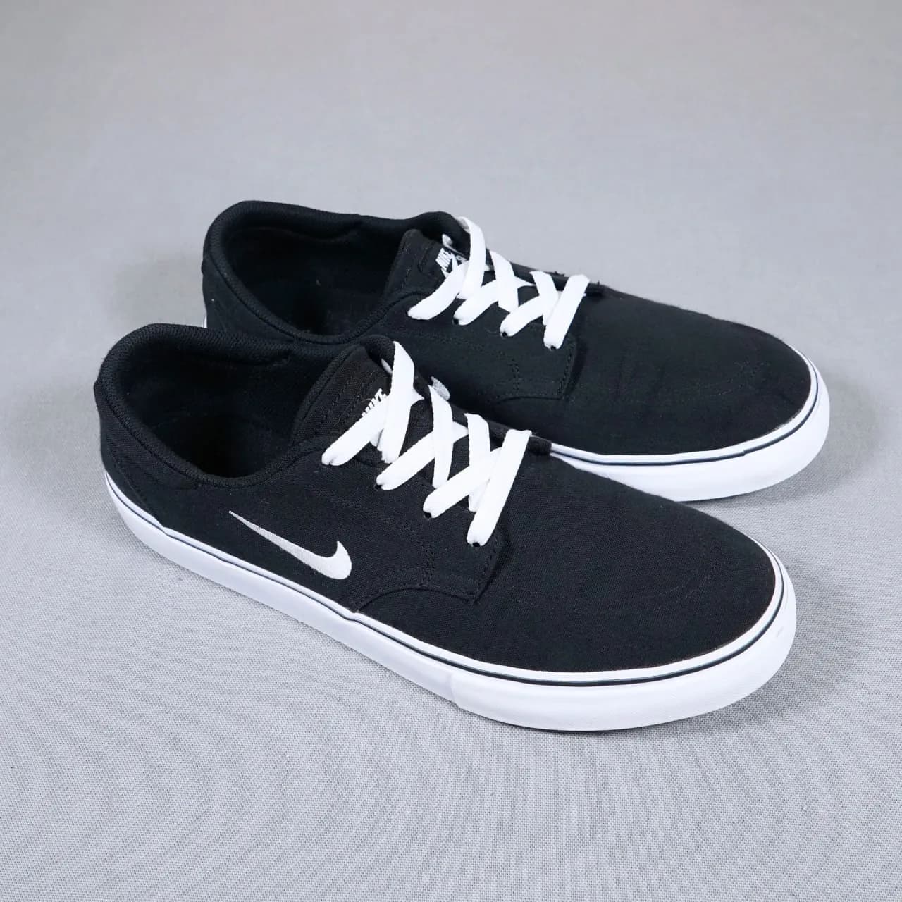 Кеды Nike Adidas New Balance и одежда