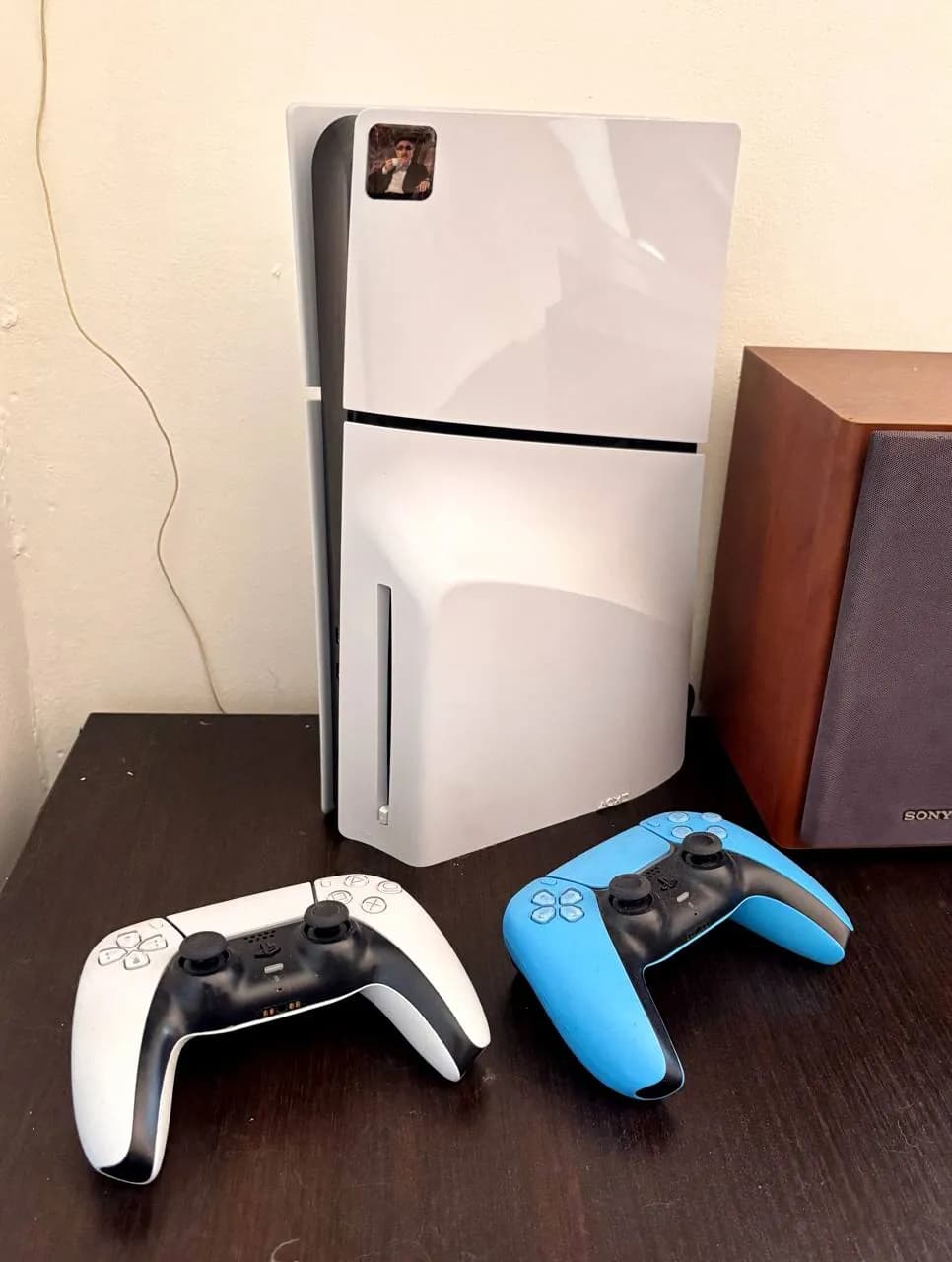 PlayStation 5 Slim Disk Edition два геймпада