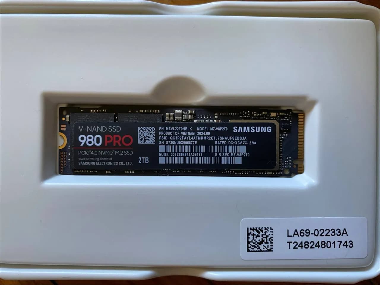 Новый SSD накопитель не использовался