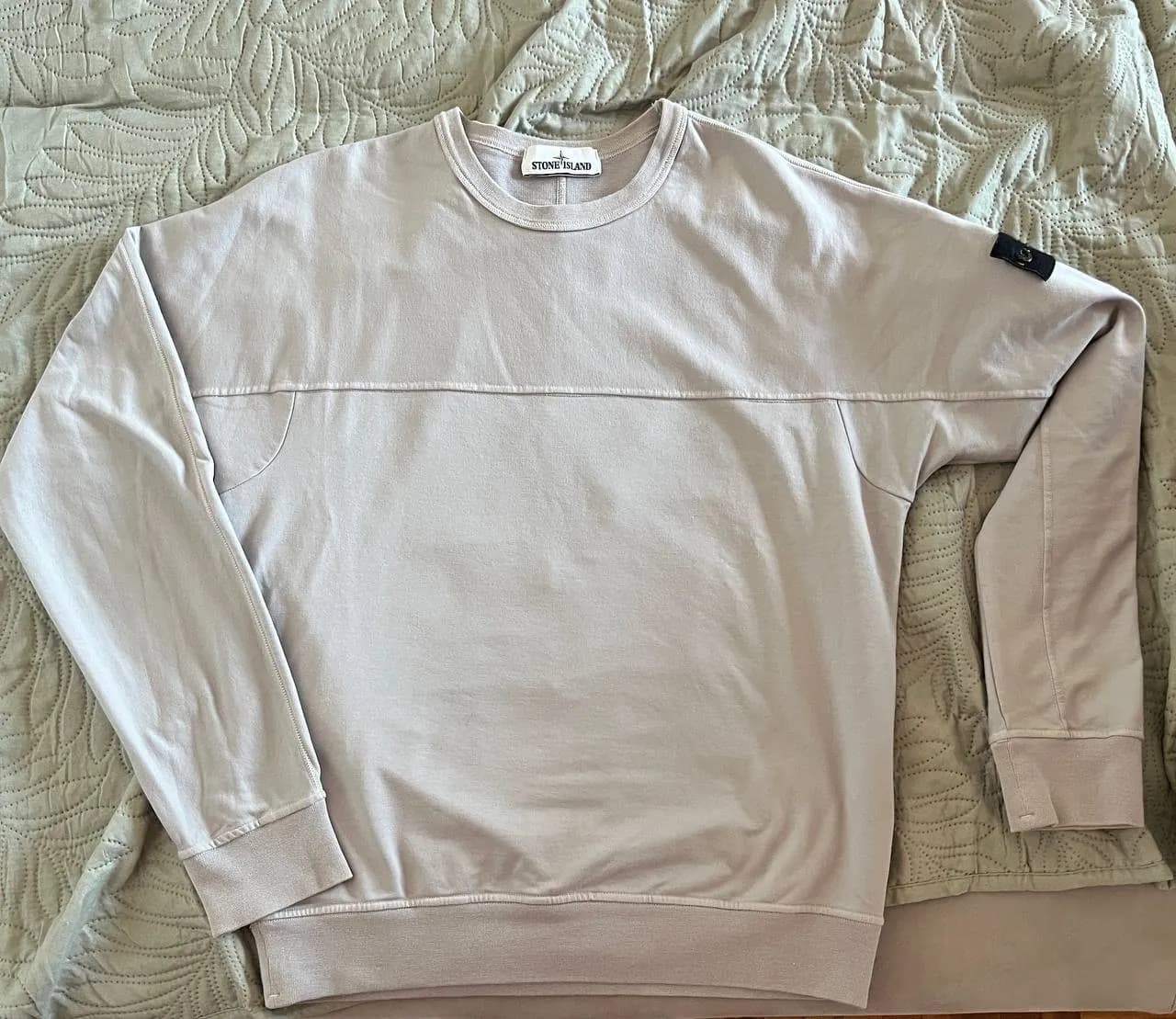 Свитшот Stone Island оригинал размер M