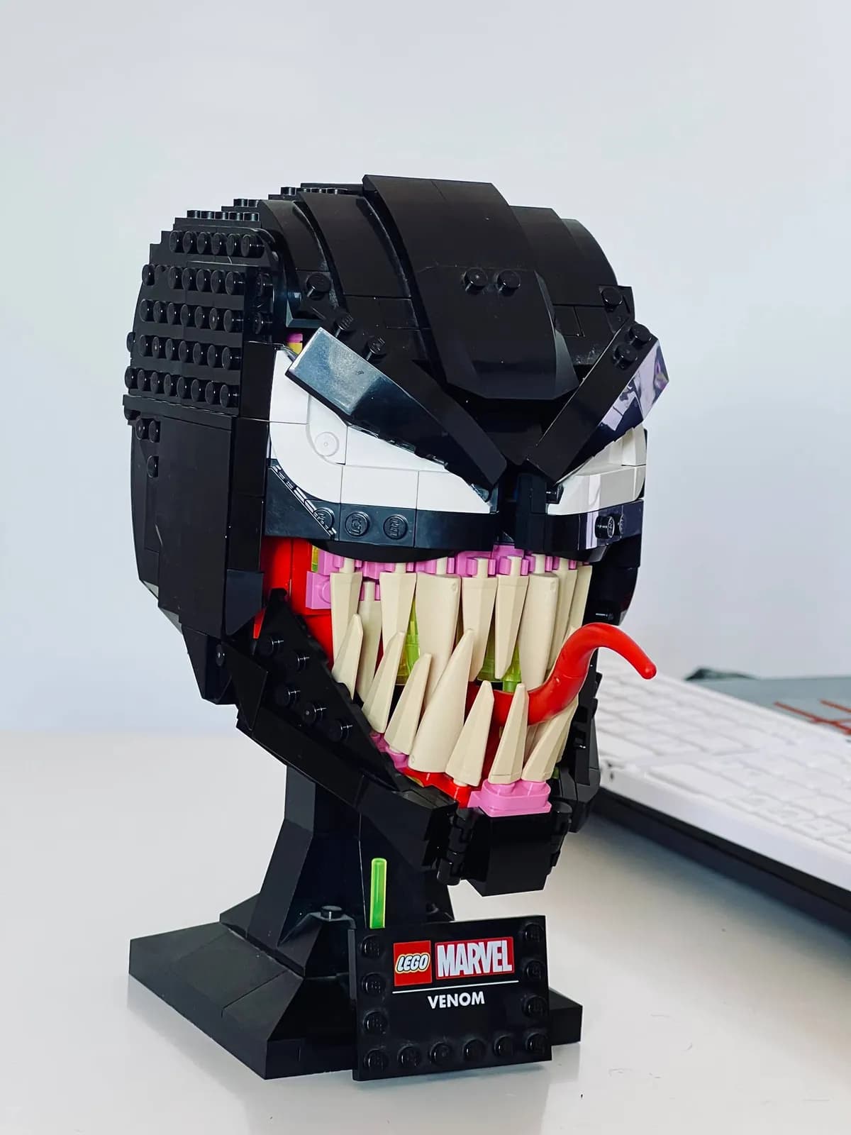 LEGO Marvel Spider-Man Venom Mask набор