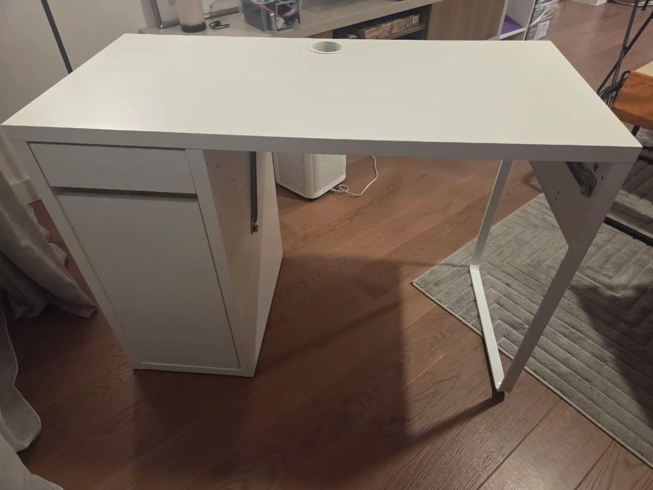 Стол IKEA Micke 50x150 с ящиками