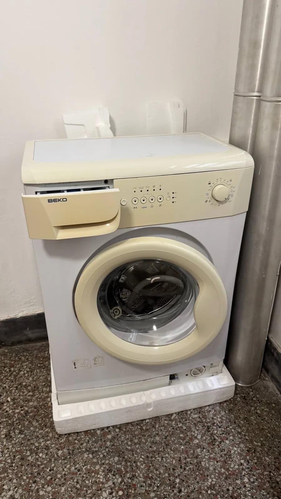 Стиральная машинка BEKO рабочая дёшево