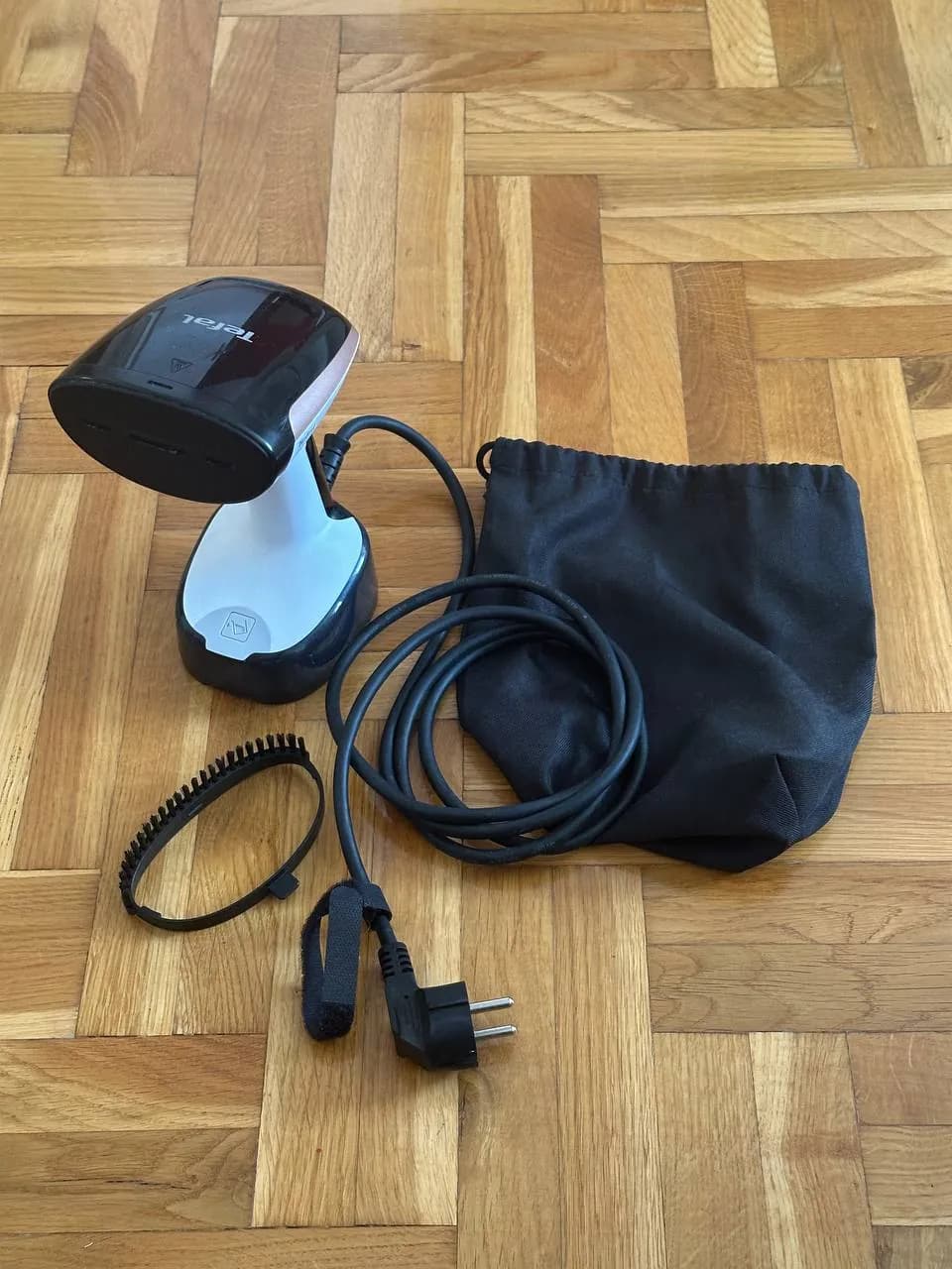 Отпариватель TEFAL DT3030E0 складной