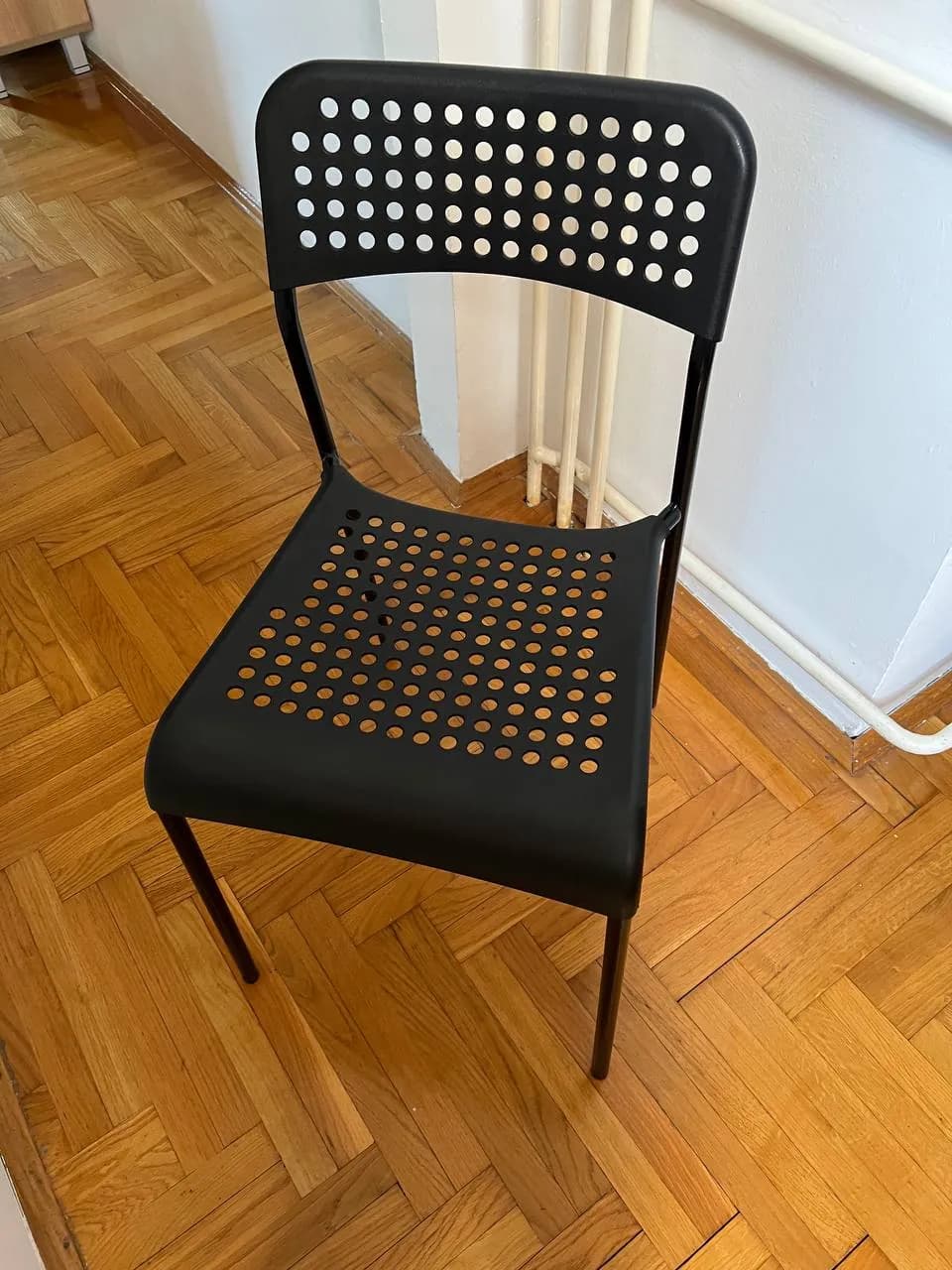 Стул IKEA 800 дин Белград Врачар